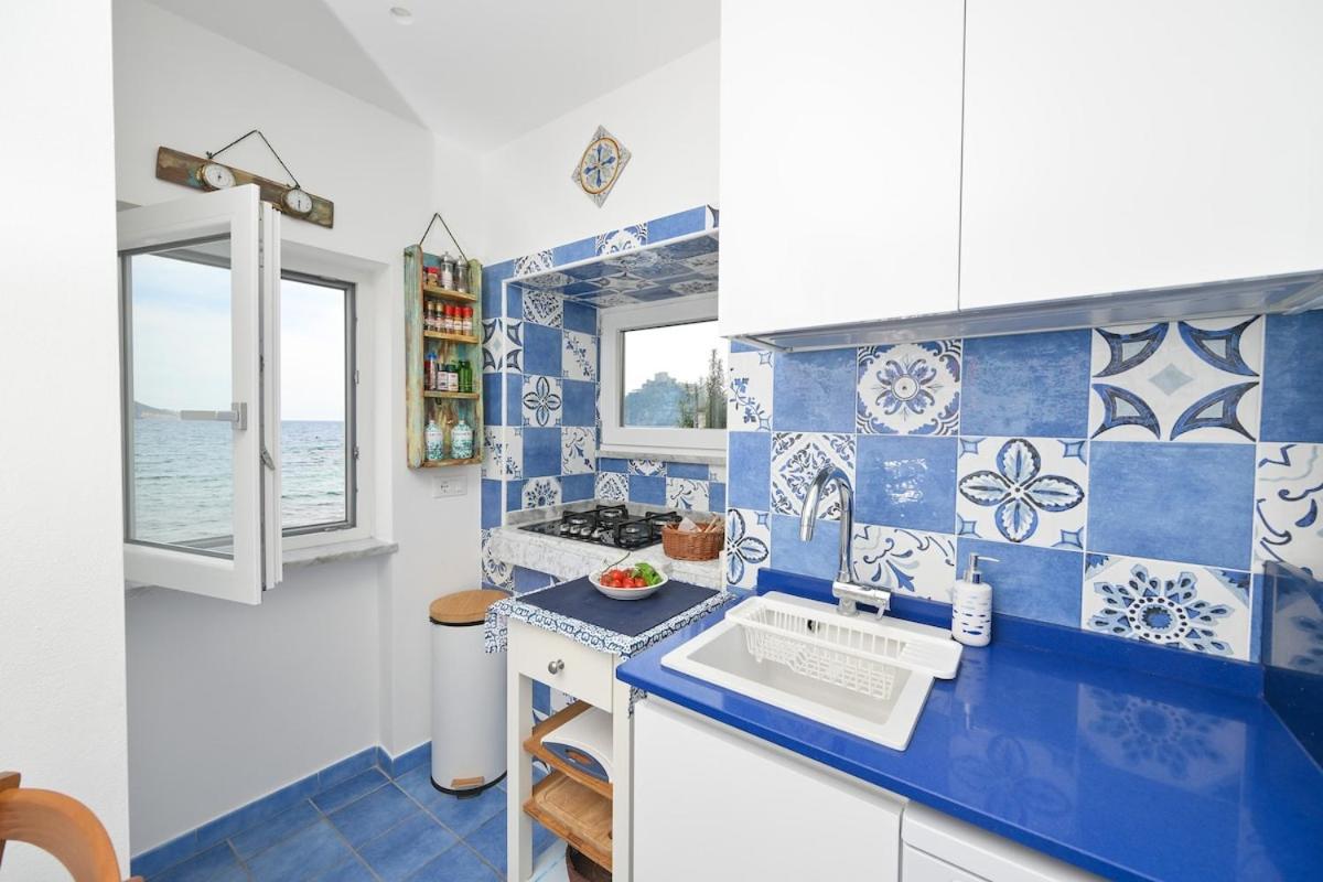 Beach House Иския Екстериор снимка